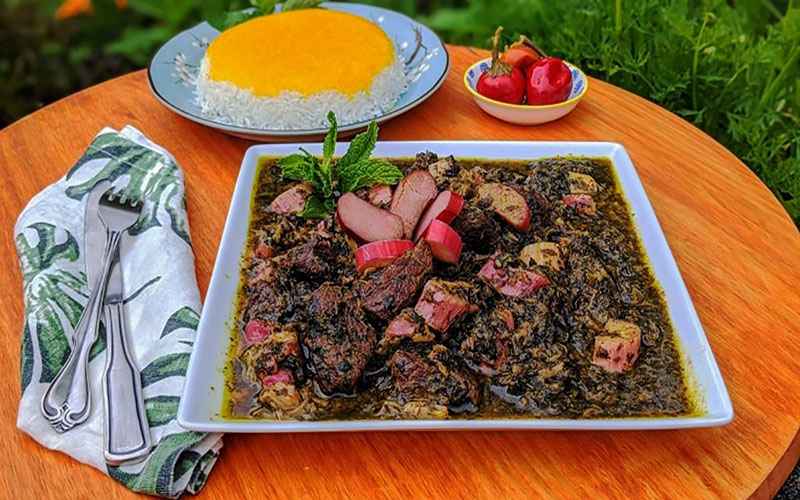 تصویر از خورشت ریواس با برنج